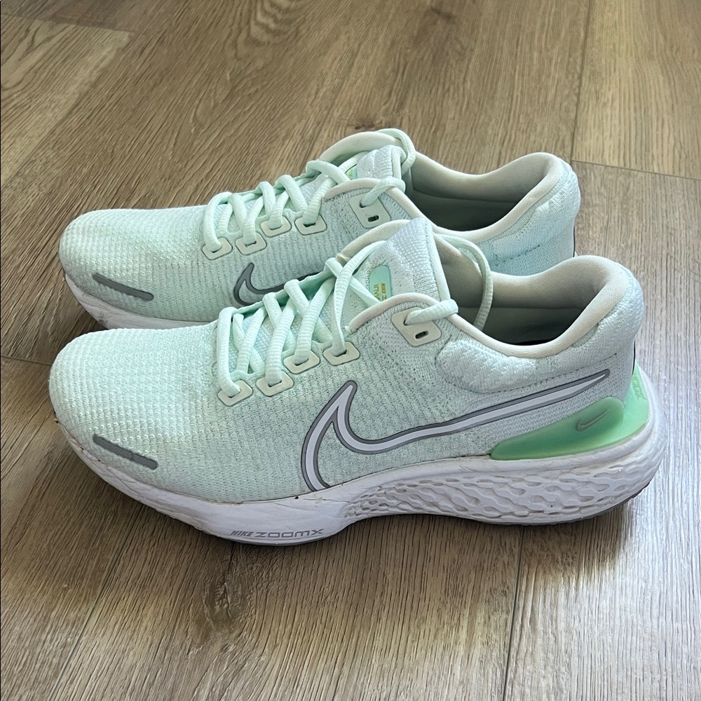 Women’s Nike ZoomX Invincible Run Flyknit